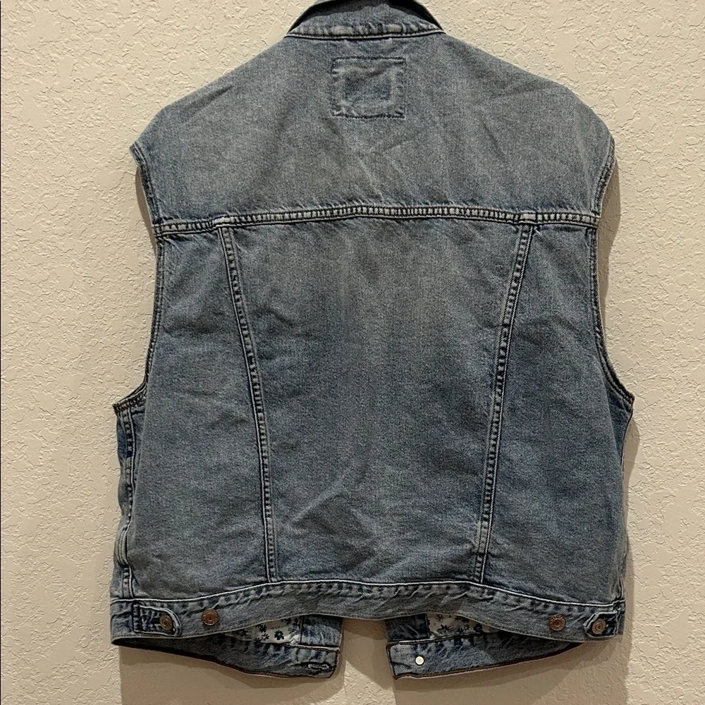 American Eagle Outfitters Denim Vest - Picture 6 of 9